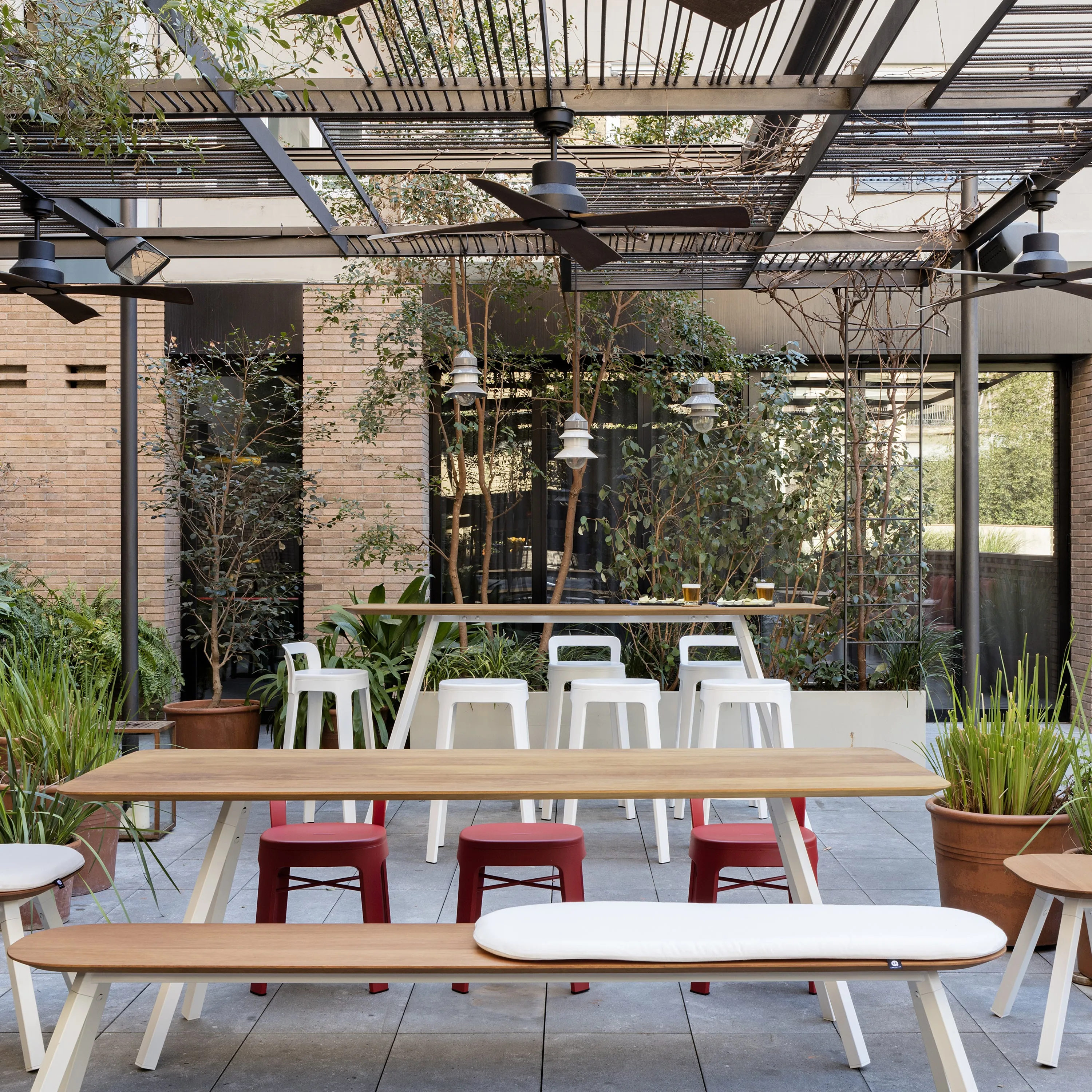Ombra Backless Bar Stool