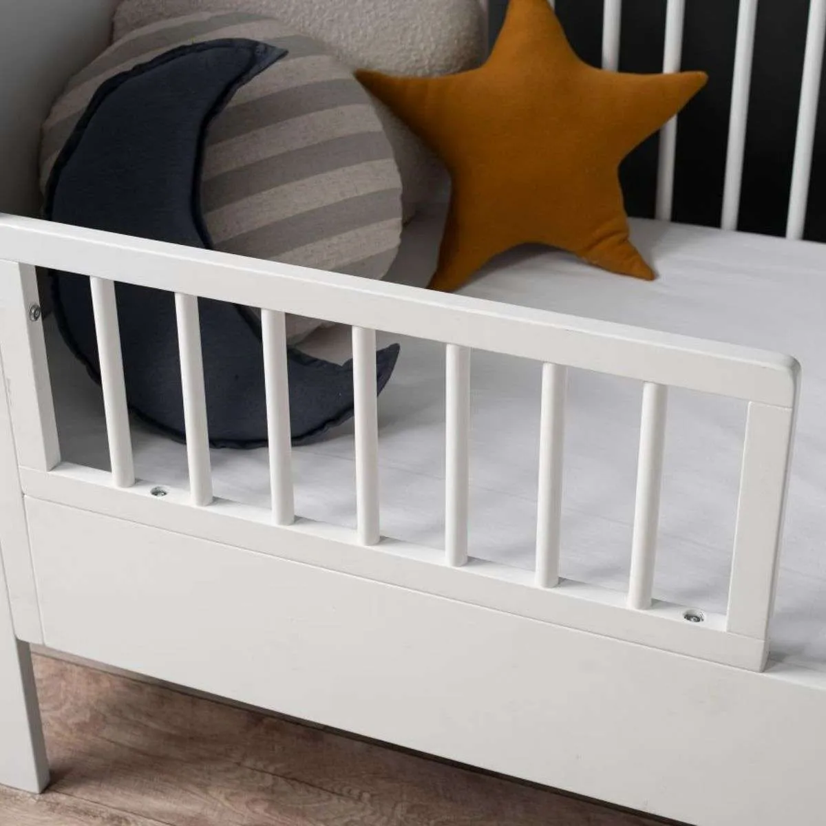 Orlando Contempo Cot Toddler Bed Half Frame - White Mocka