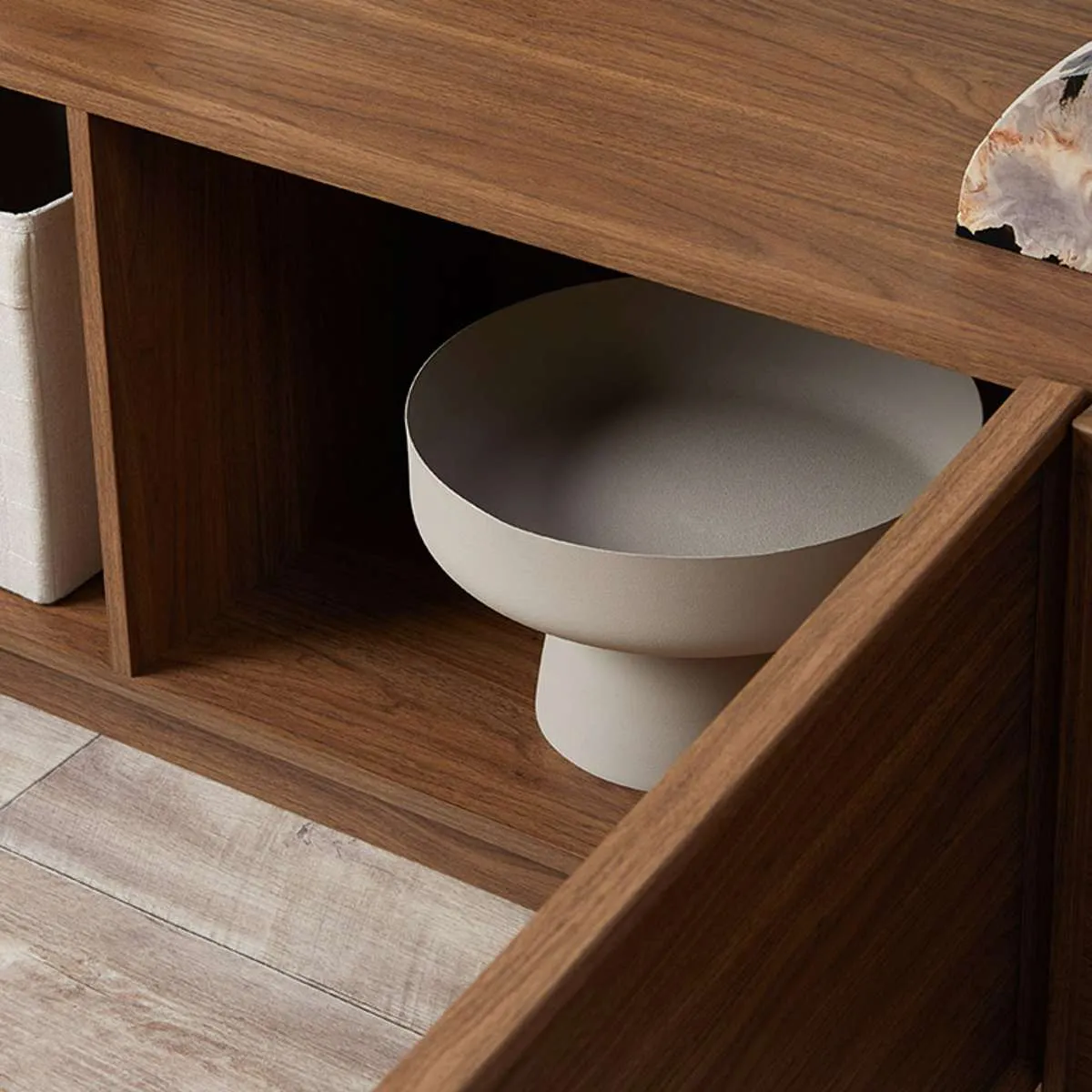 Osaka Entertainment Unit - Walnut Mocka