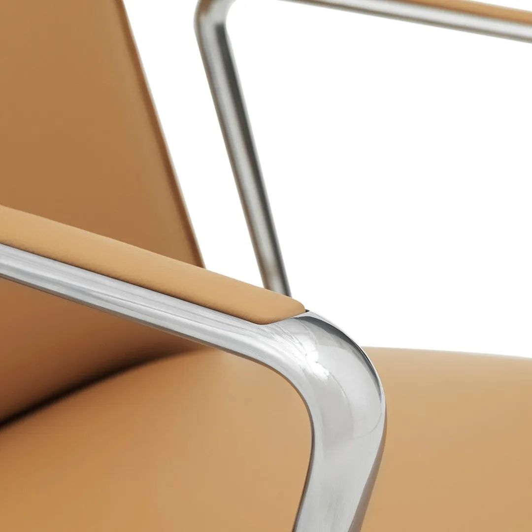 Pad Lounge Chair - Low w/ Tilt, Swivel Base