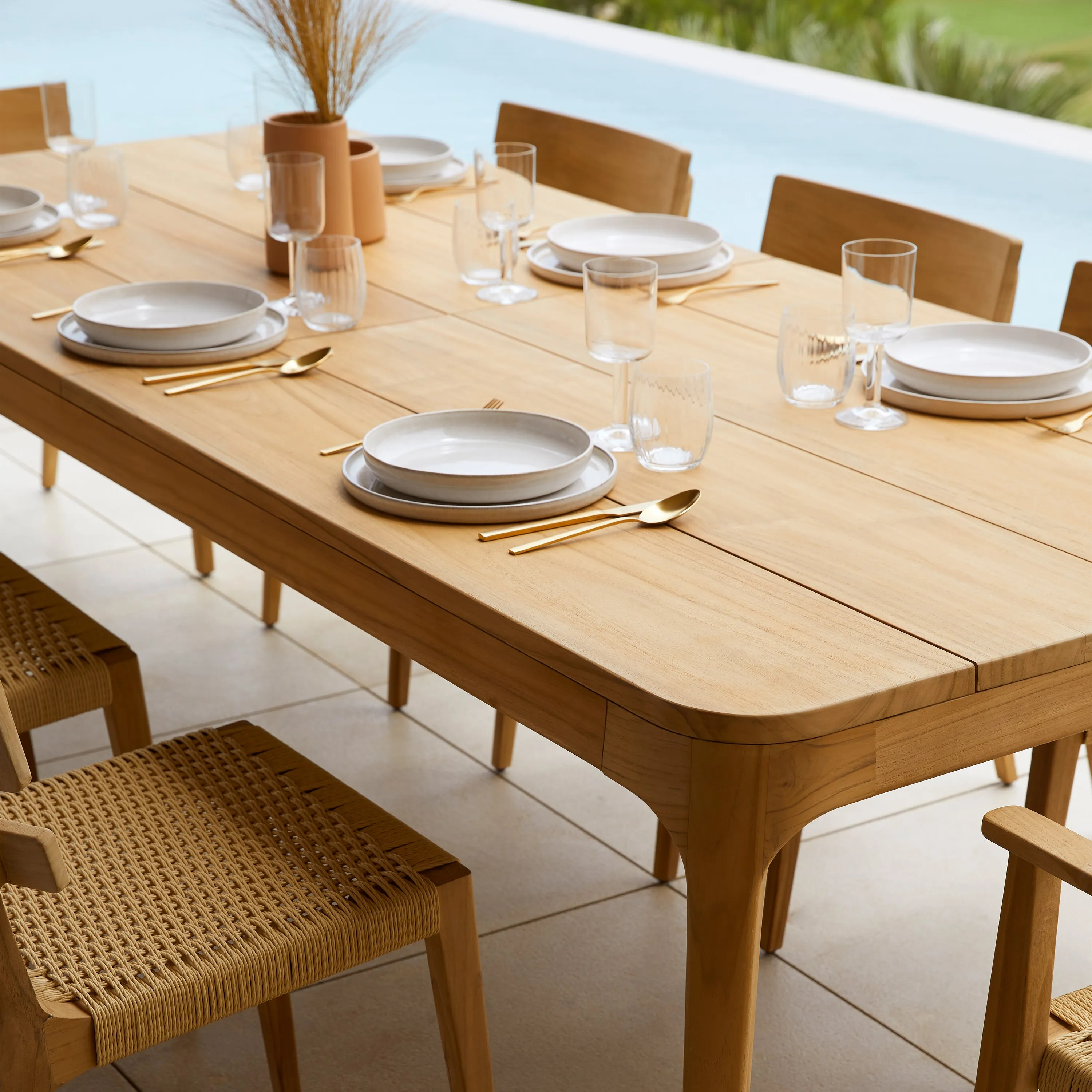 Paralel Rectangular Extendable Dining Table