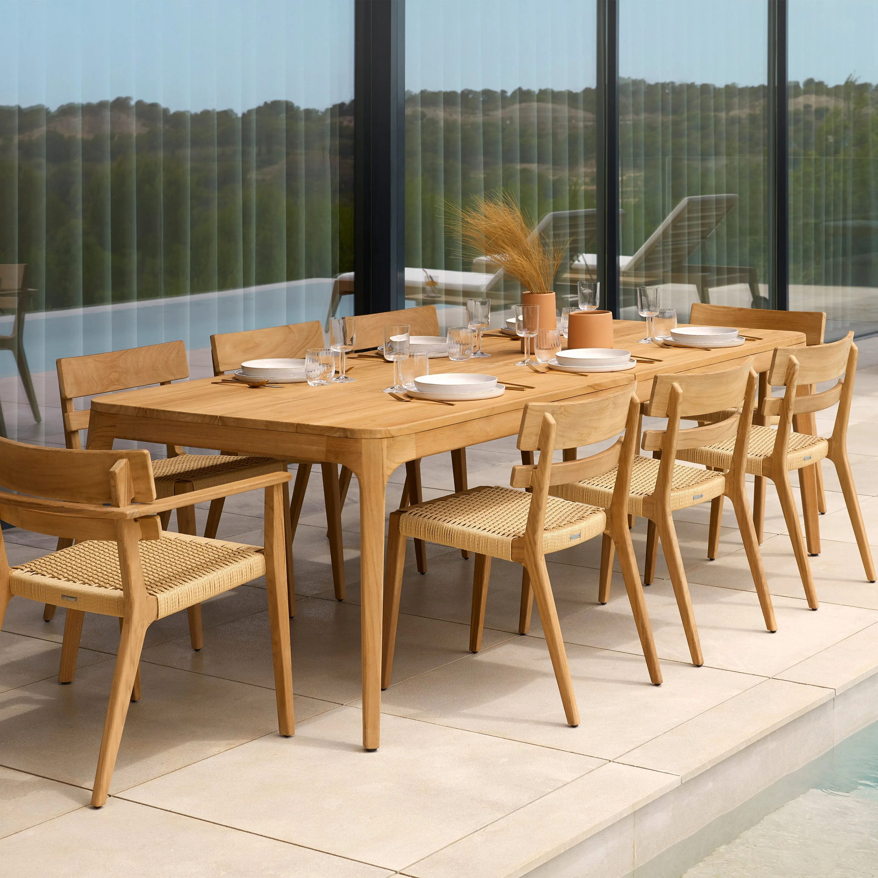 Paralel Rectangular Extendable Dining Table