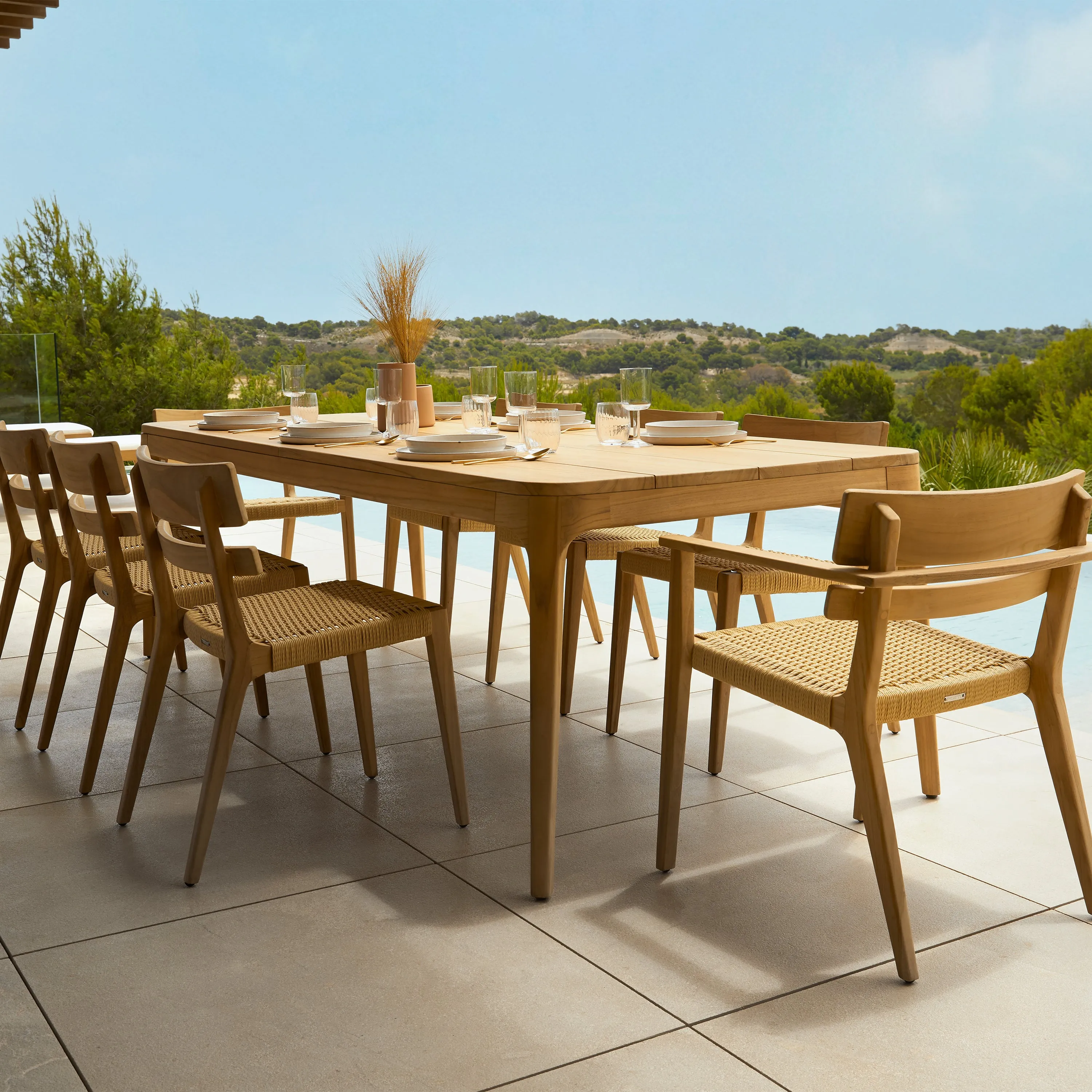 Paralel Rectangular Extendable Dining Table