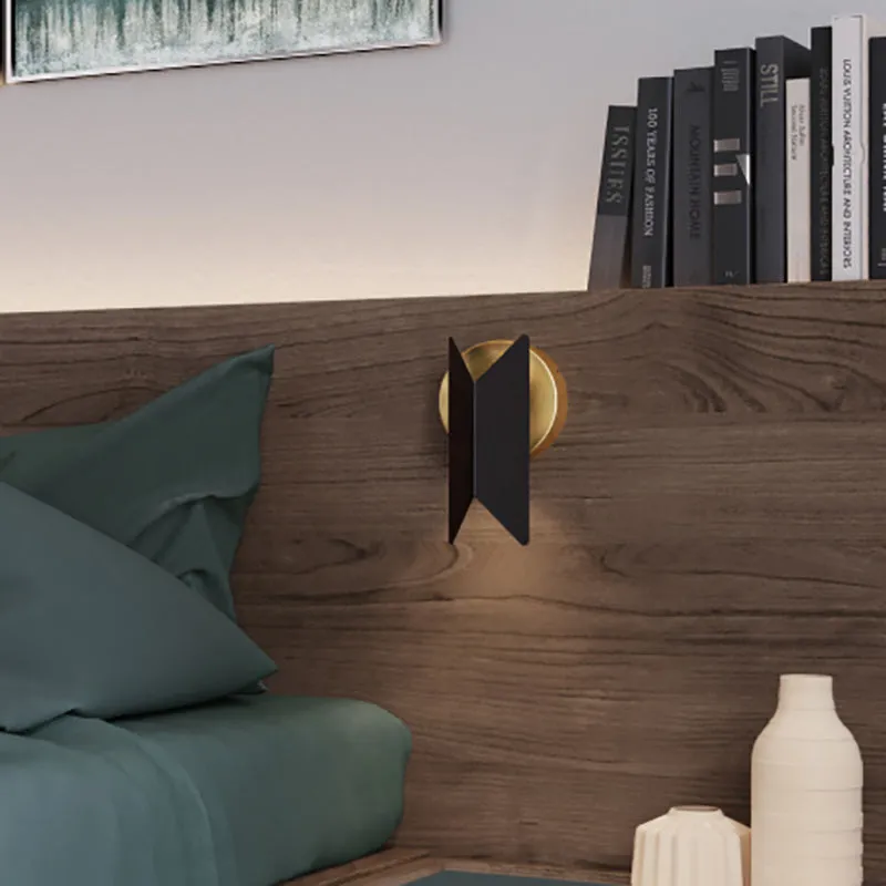 Pirouette V1 LED Reading Wall Sconce