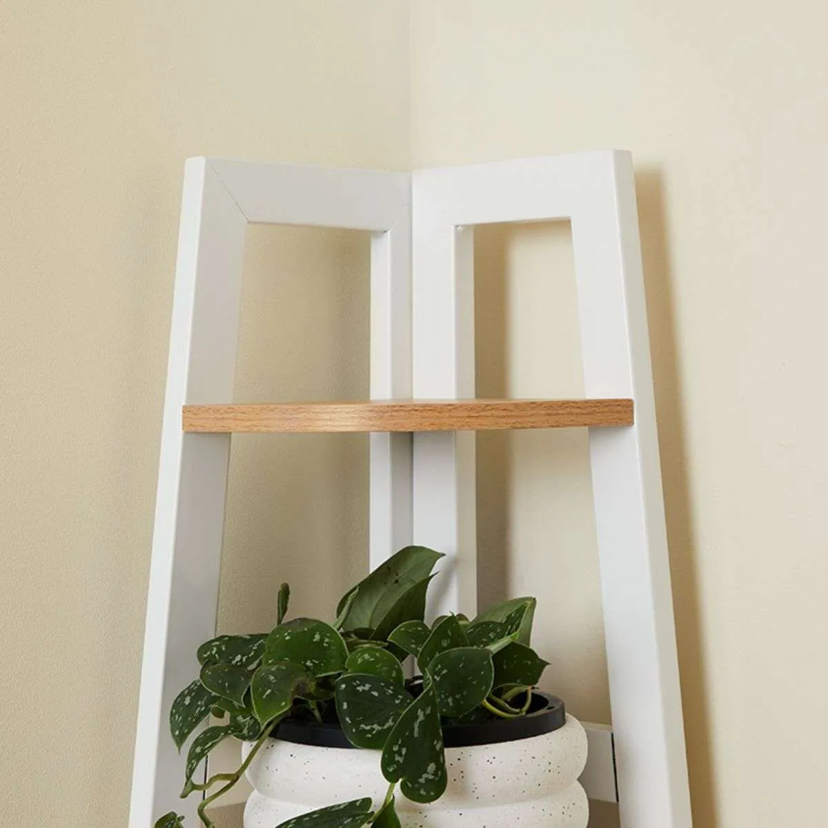 Porto Corner Shelves - White Mocka