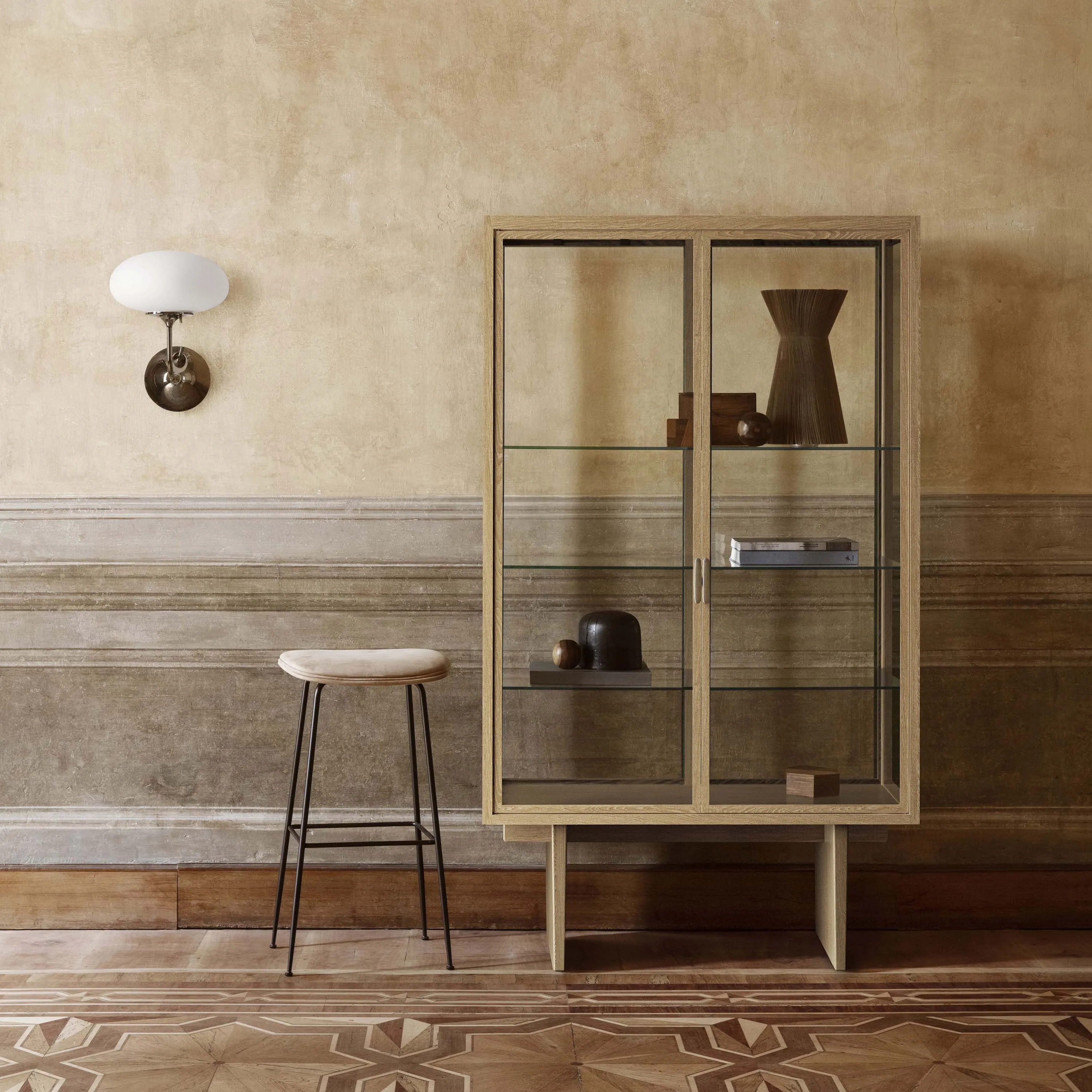 Private Vitrine