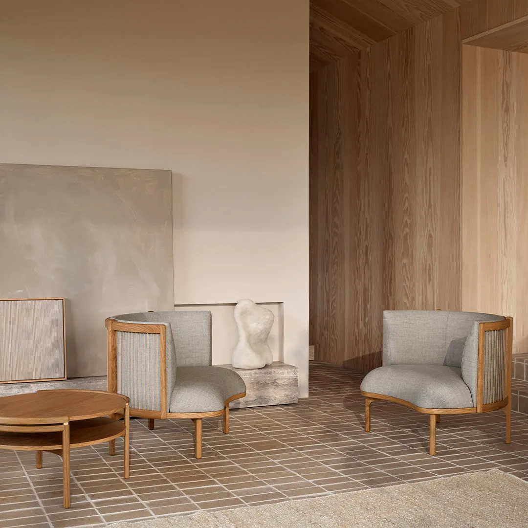RF1904 Sideways Lounge Chair
