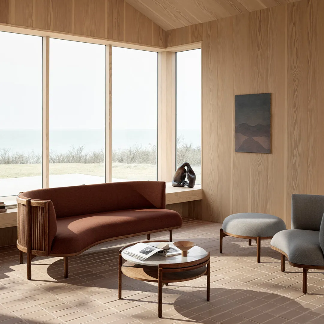 RF1904 Sideways Lounge Chair