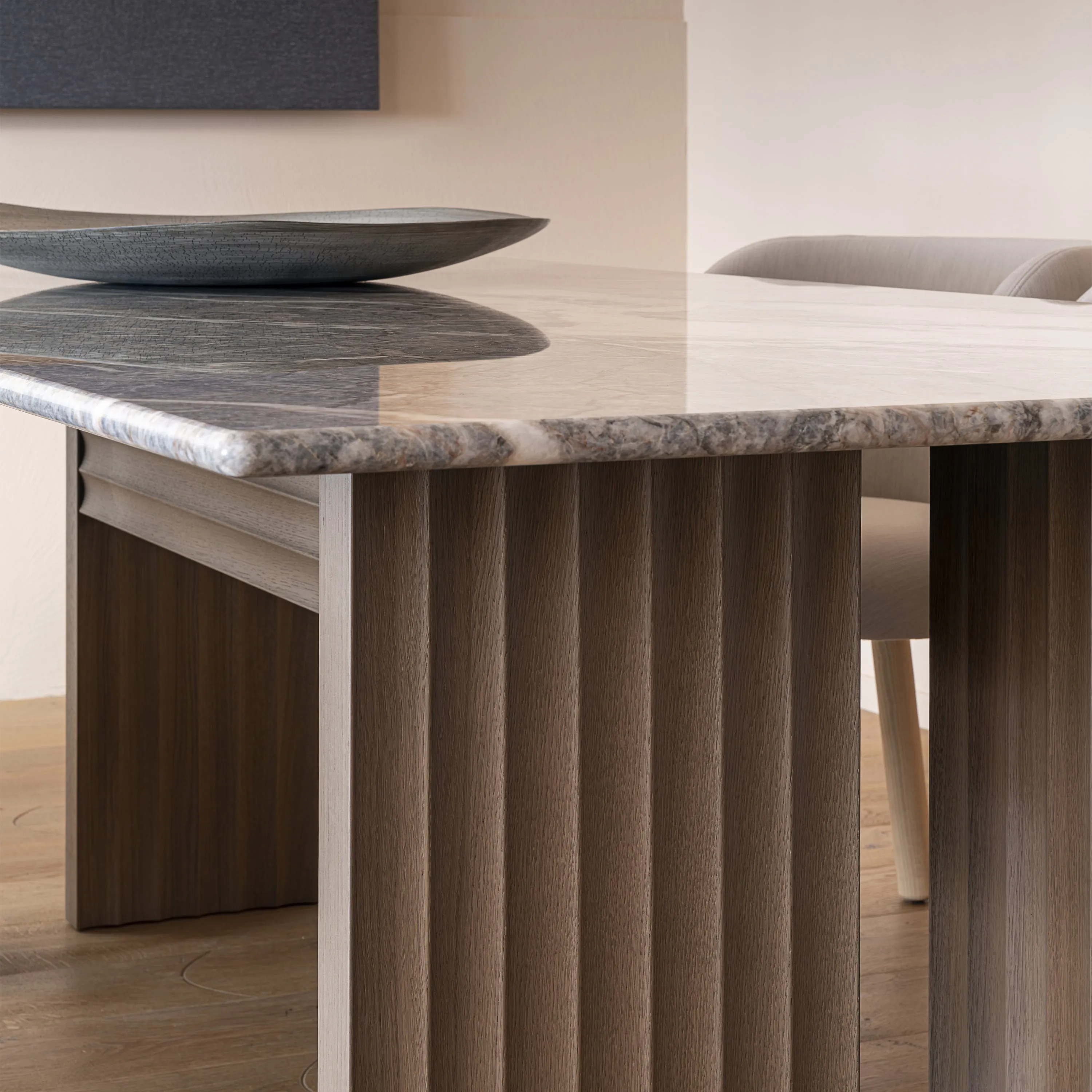 Rows Vertical Dining Table with Marble Top