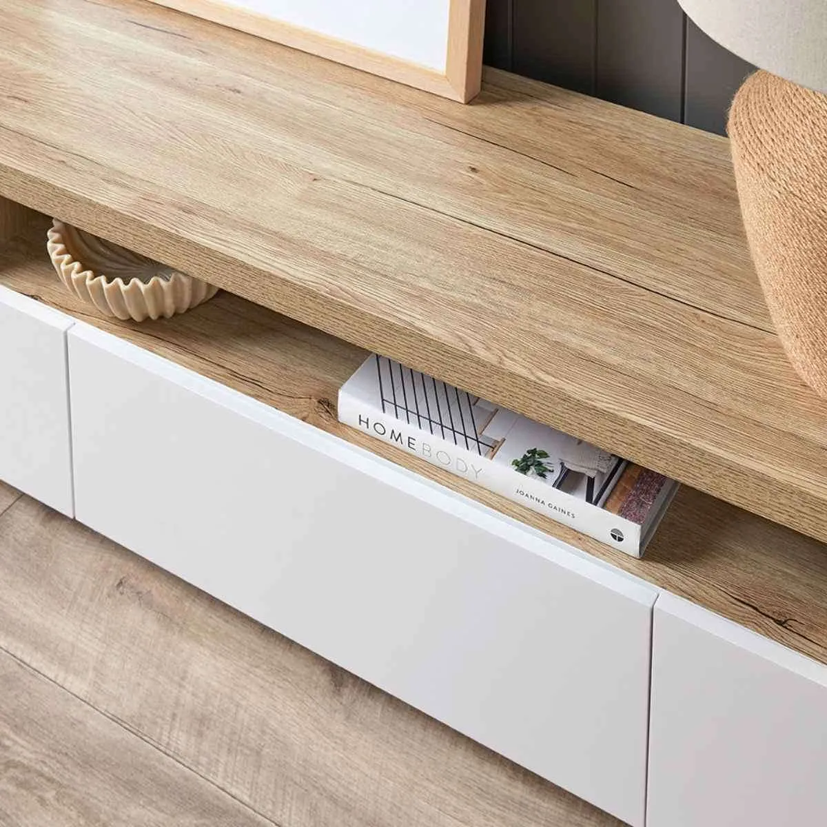 Sadie Entertainment Unit Mocka