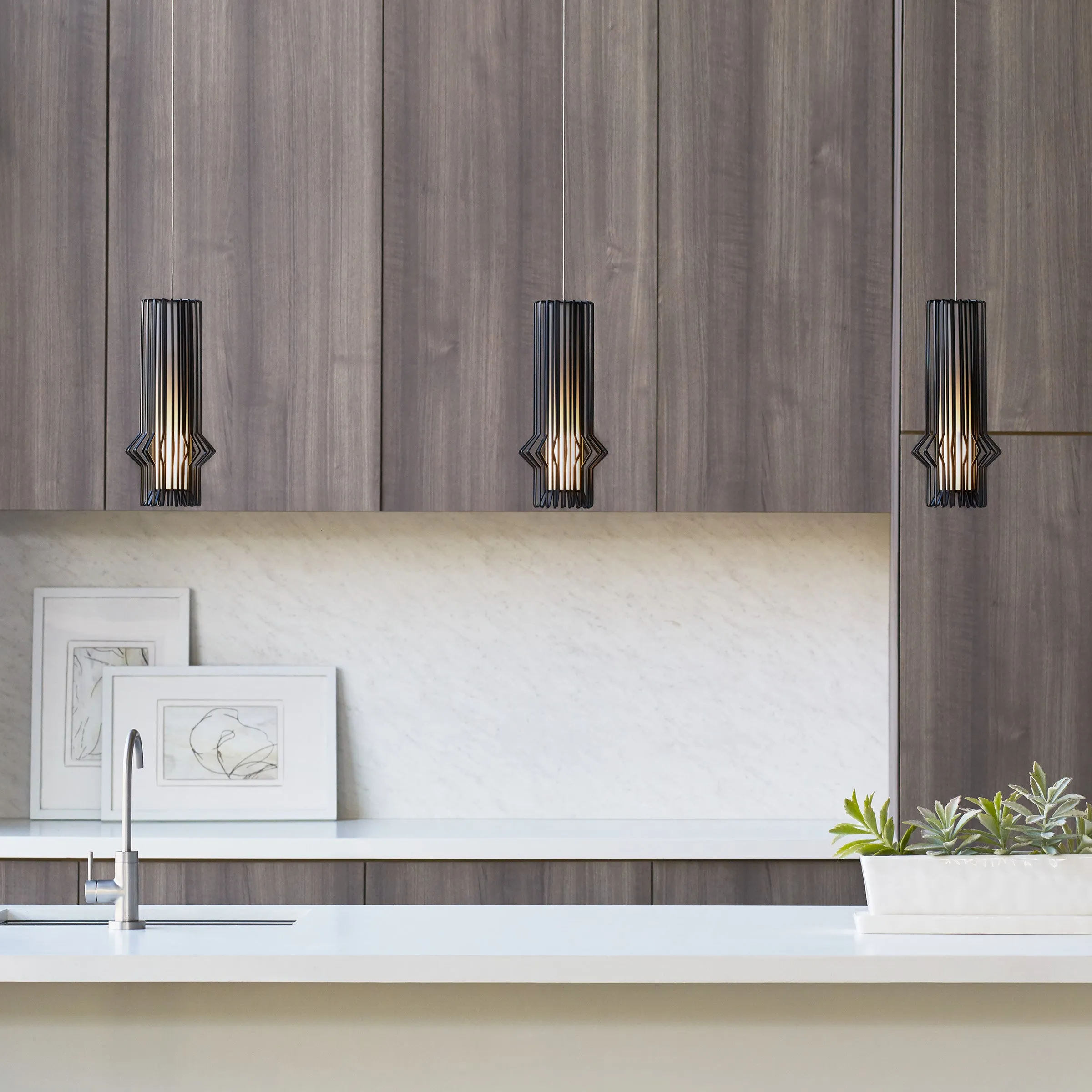 Sean Lavin Mini Syrma Pendant Light