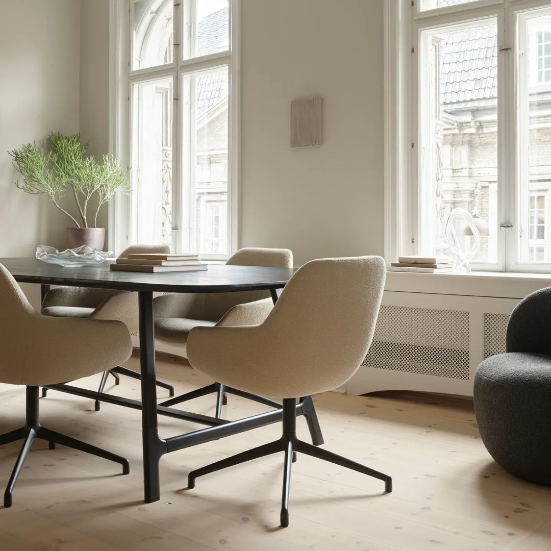 Sinum Dining Armchair w/ Swivel Base