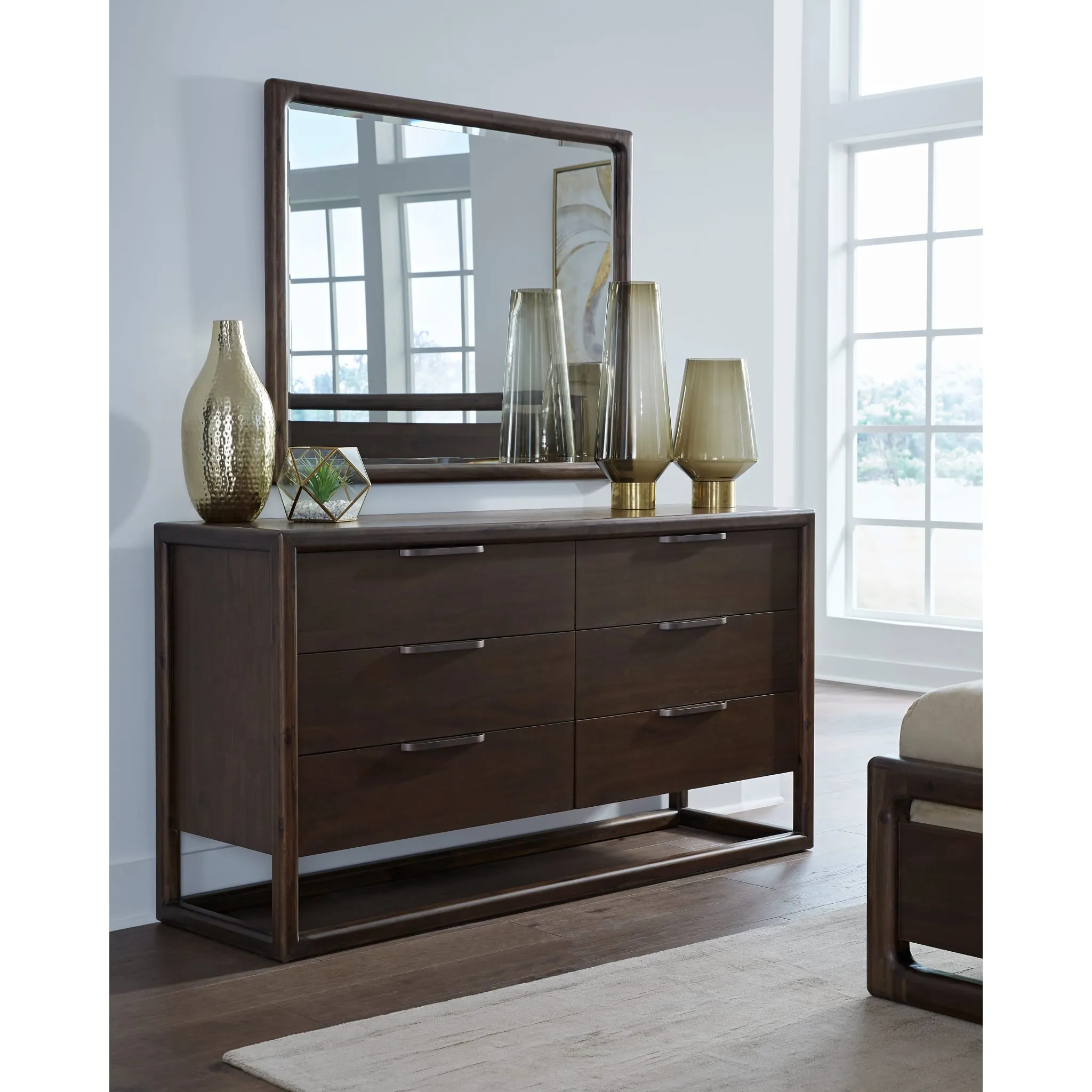 Sol Six Drawer Acacia Wood Dresser in Brown Spice Modus