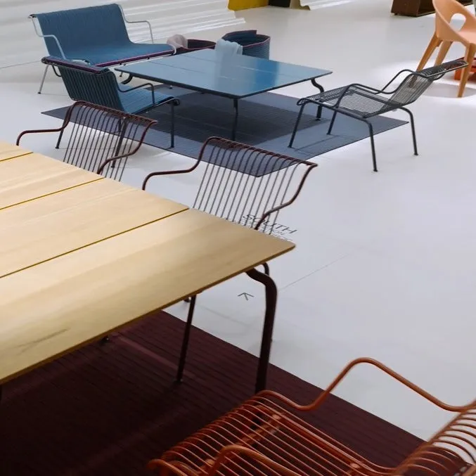 South Outdoor Stackable Lounge Bench