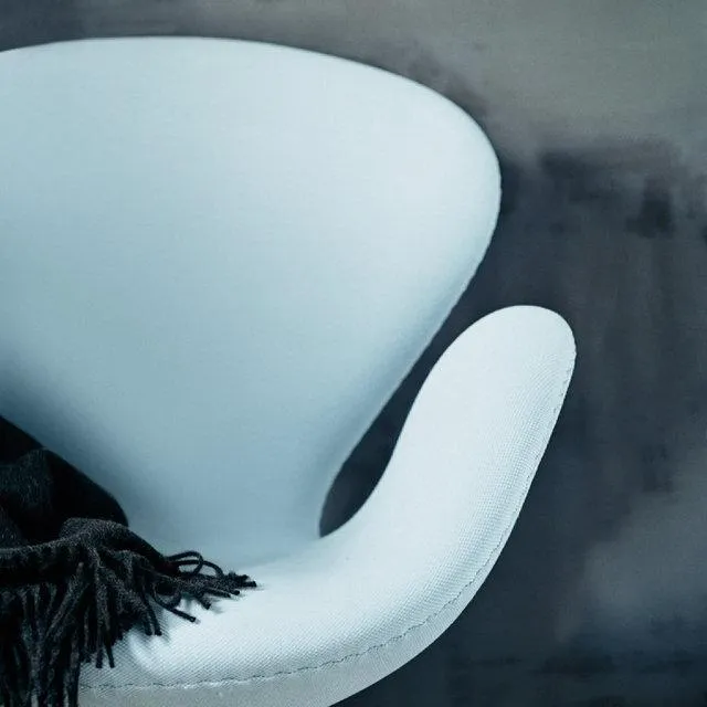 Swan Chair