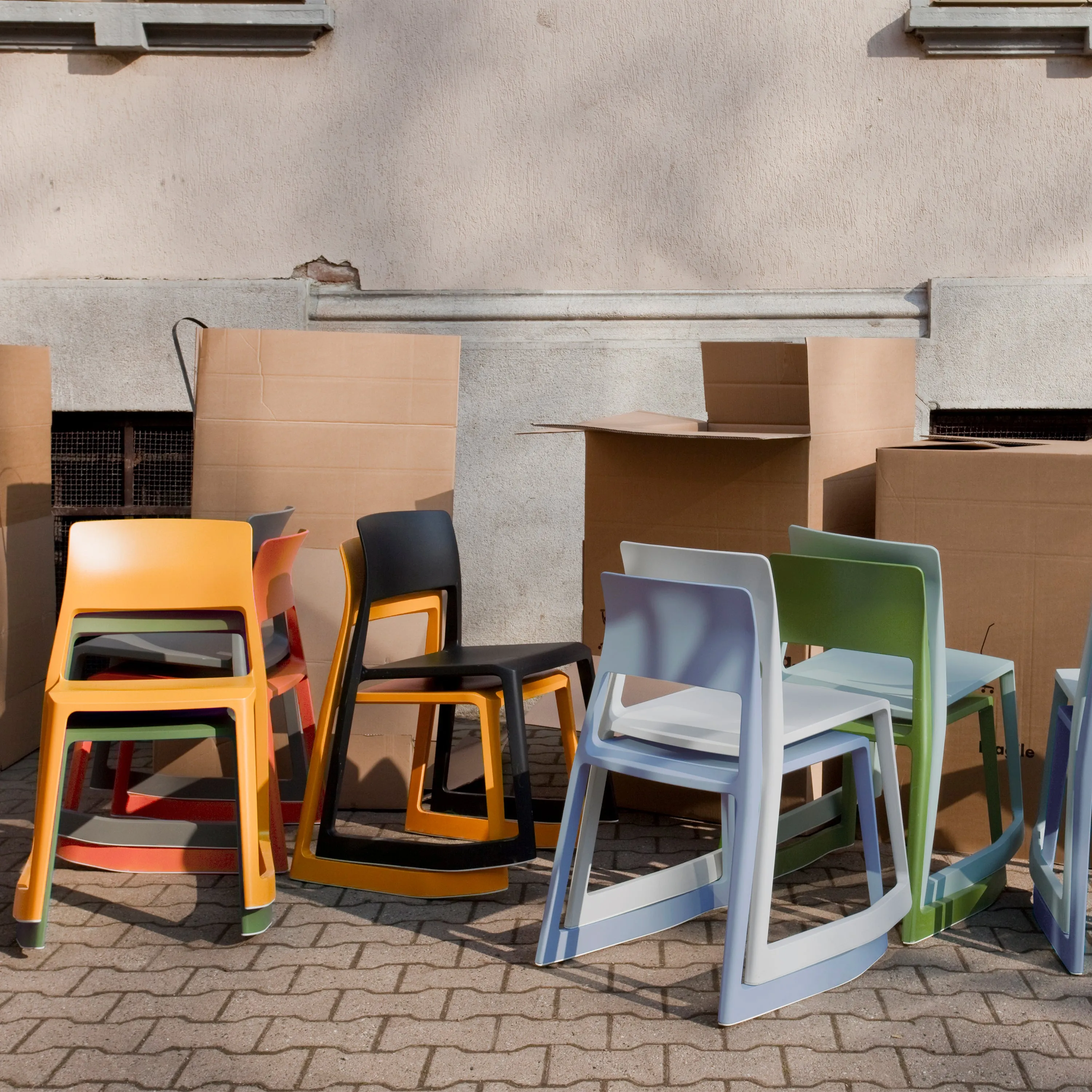 Tip Ton RE Chair