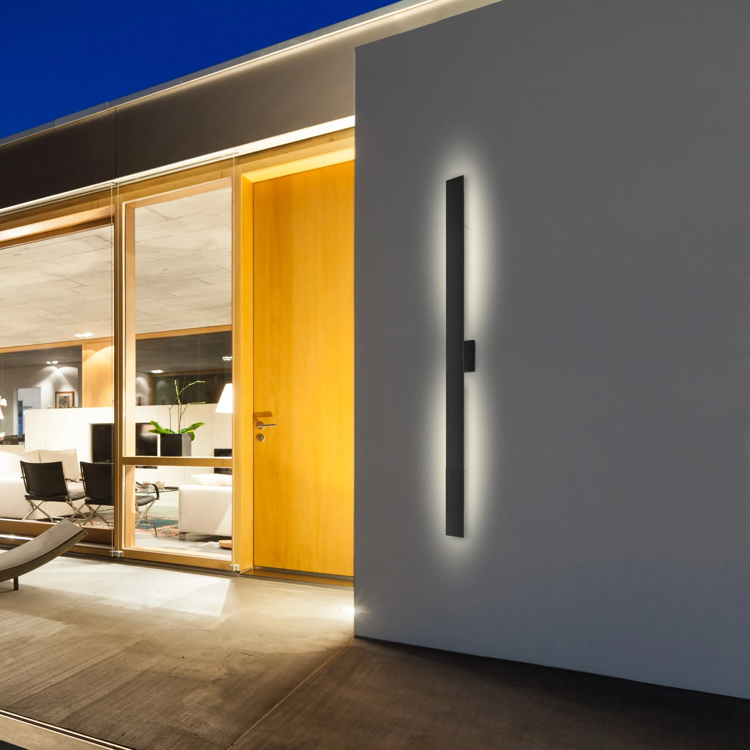 Vesta Outdoor Wall Sconce