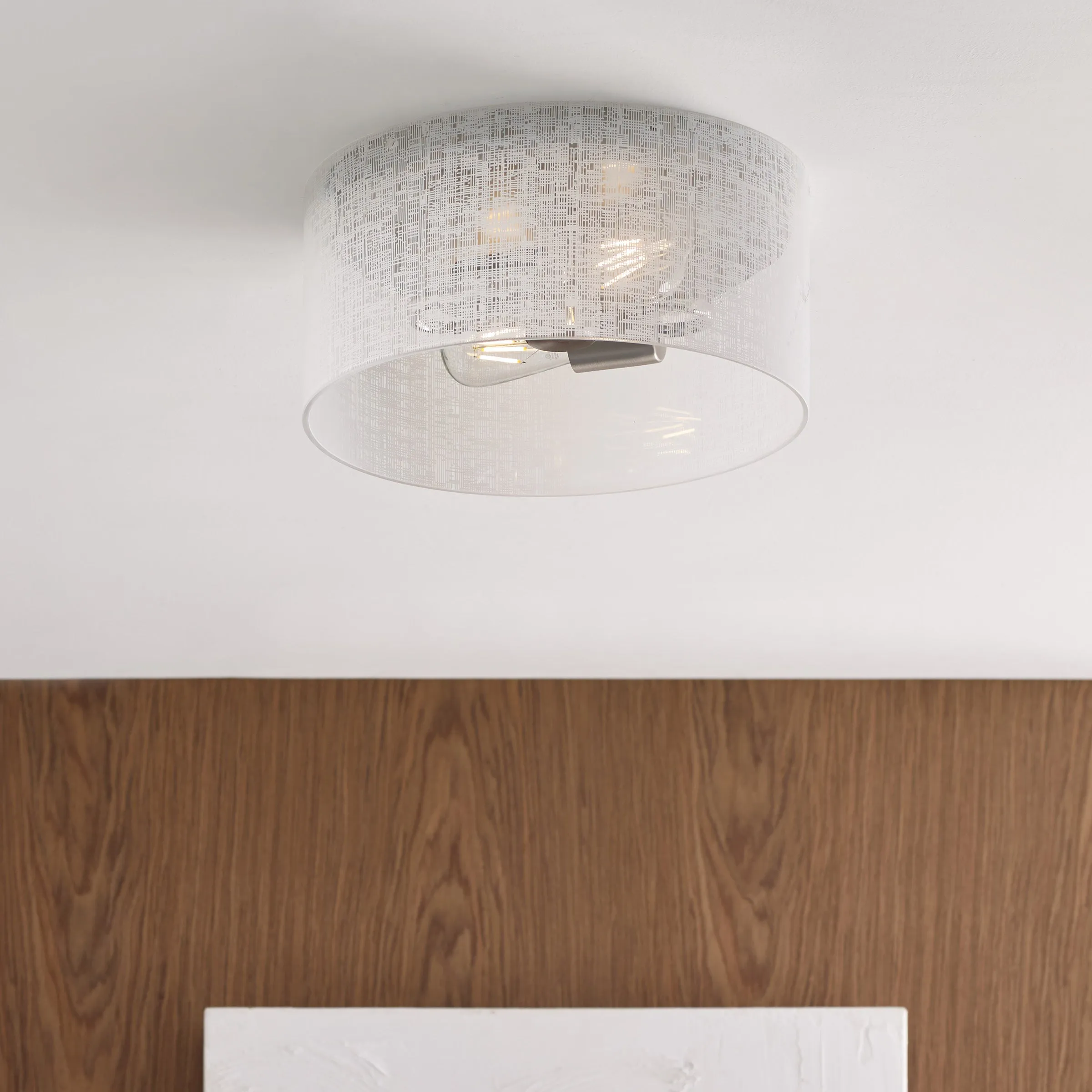 Vetra Flush Mount