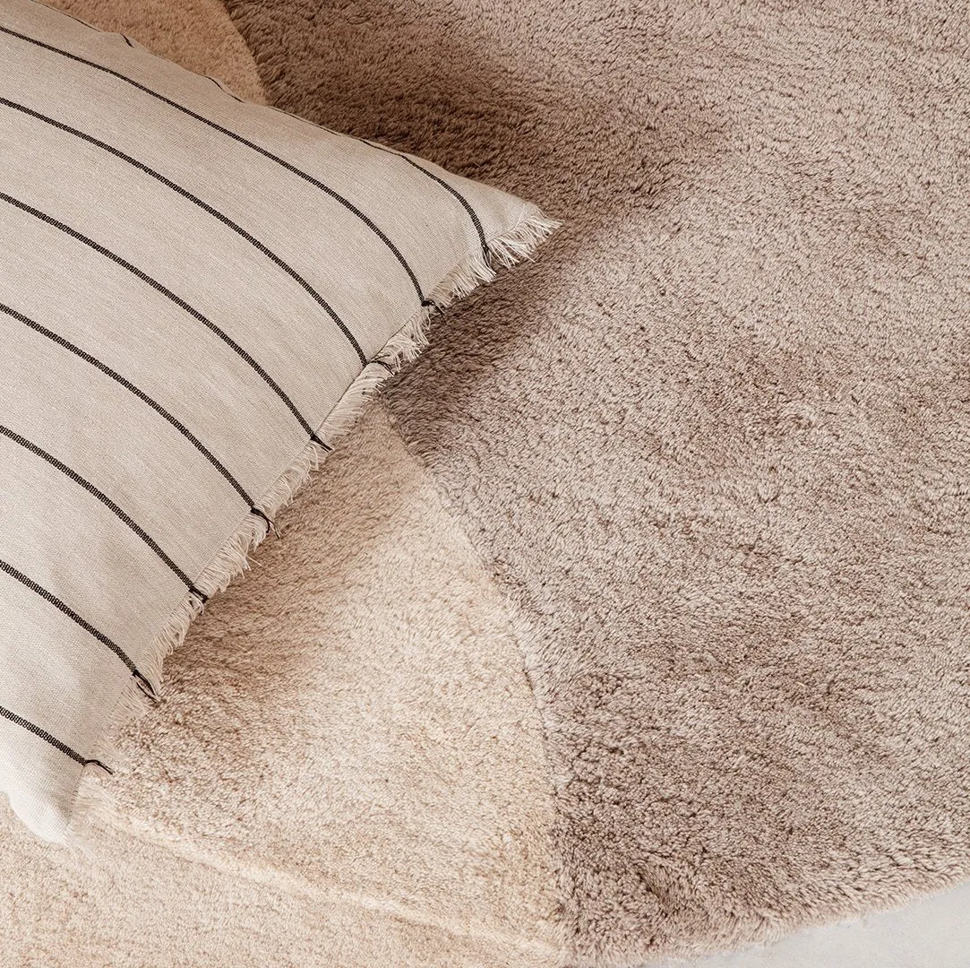View Tufted Rug