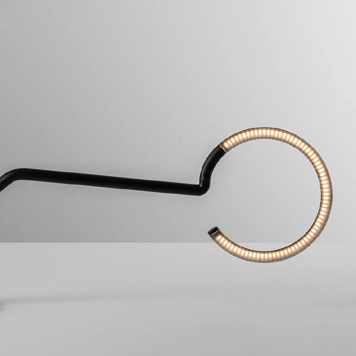 Vine Table Lamp
