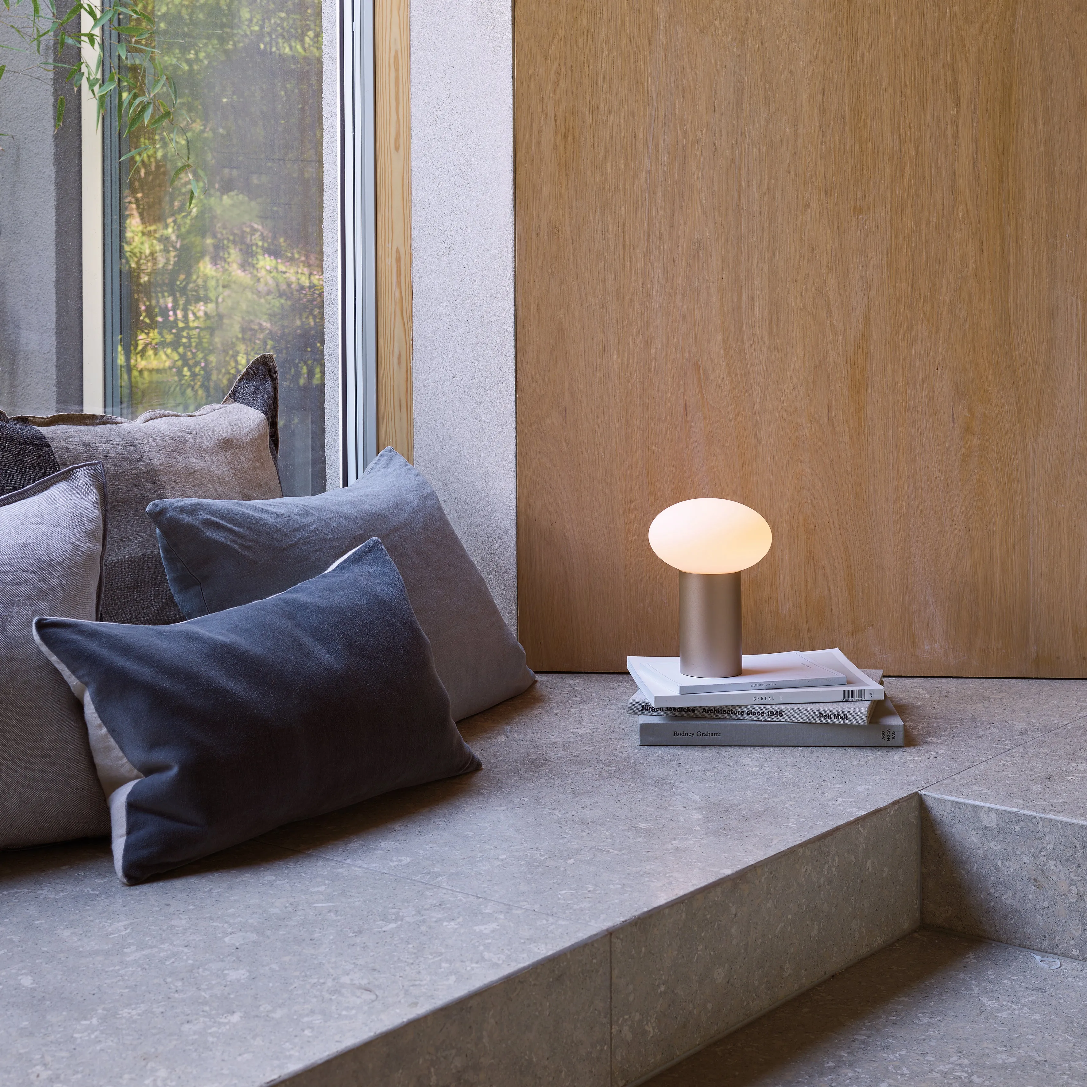 Zeppo Portable Table Lamp